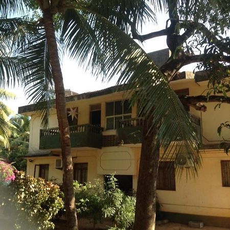 J & B Holiday Homes Benaulim Extérieur photo